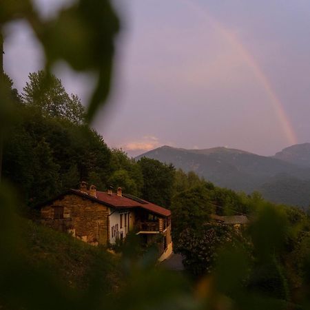Iduevagamondi - Ospitalita Rurale Famigliare Di Montagna Bed & Breakfast Chiusa di Pesio Exterior foto