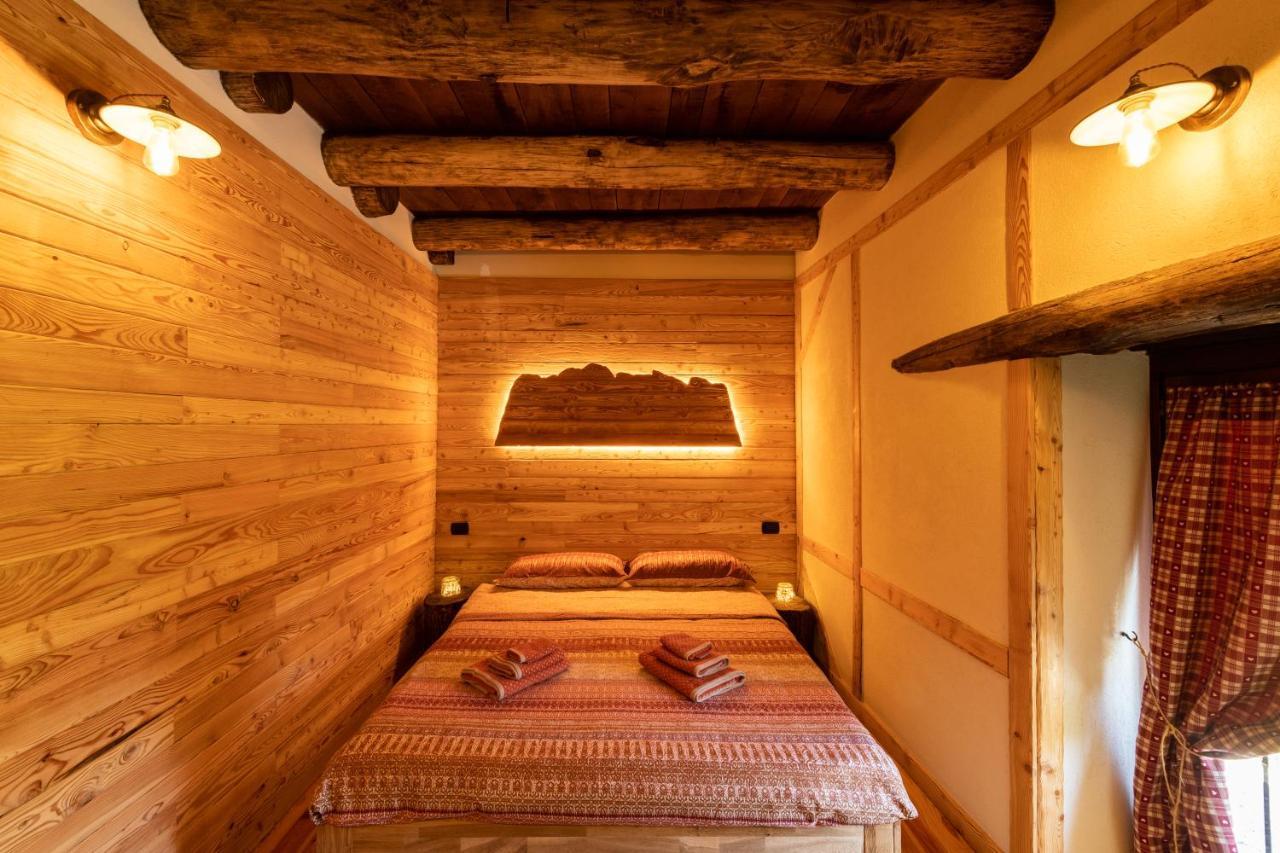 Iduevagamondi - Ospitalita Rurale Famigliare Di Montagna Bed & Breakfast Chiusa di Pesio Exterior foto